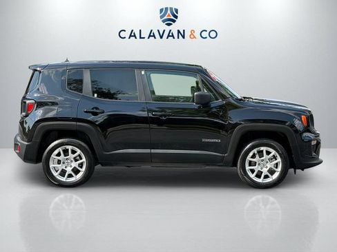 Used 2023 Jeep Renegade Latitude AWD/4WD image 8