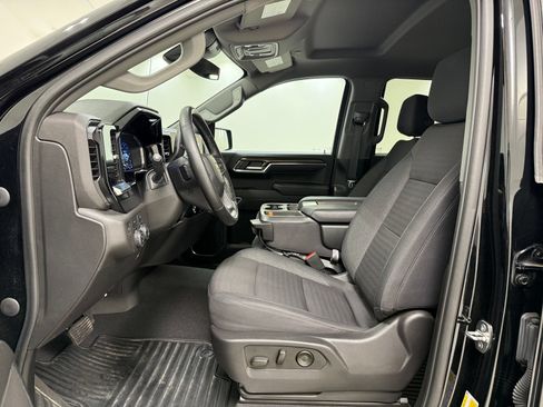 Used 2023 Chevrolet Silverado 1500 LT AWD/4WD image 19