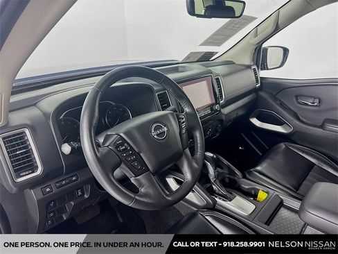 Used 2024 Nissan Frontier SL w/ Technology Package image 9