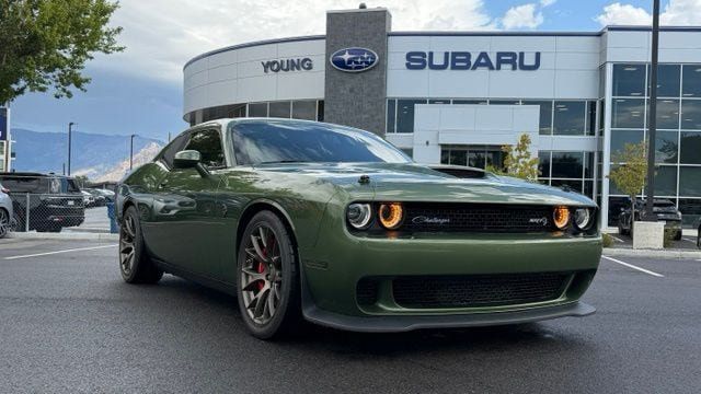 Used 2018 Dodge Challenger SRT Hellcat RWD image 1