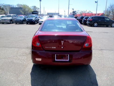 Used 2009 Pontiac G6 Sedan w/ Preferred Package image 5