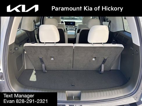 Used 2024 Hyundai Santa Fe Calligraphy AWD/4WD image 12