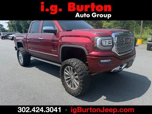 Used 2017 GMC Sierra 1500 Denali w/ Denali Ultimate Package AWD/4WD image 1