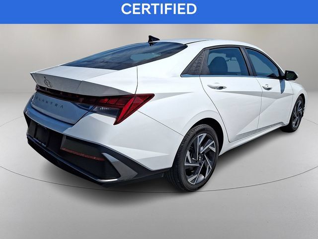 Used 2025 Hyundai Elantra SEL FWD image 6