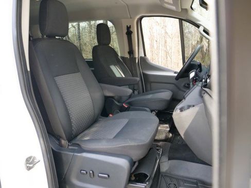 Used 2023 Ford Transit 350 XLT image 26