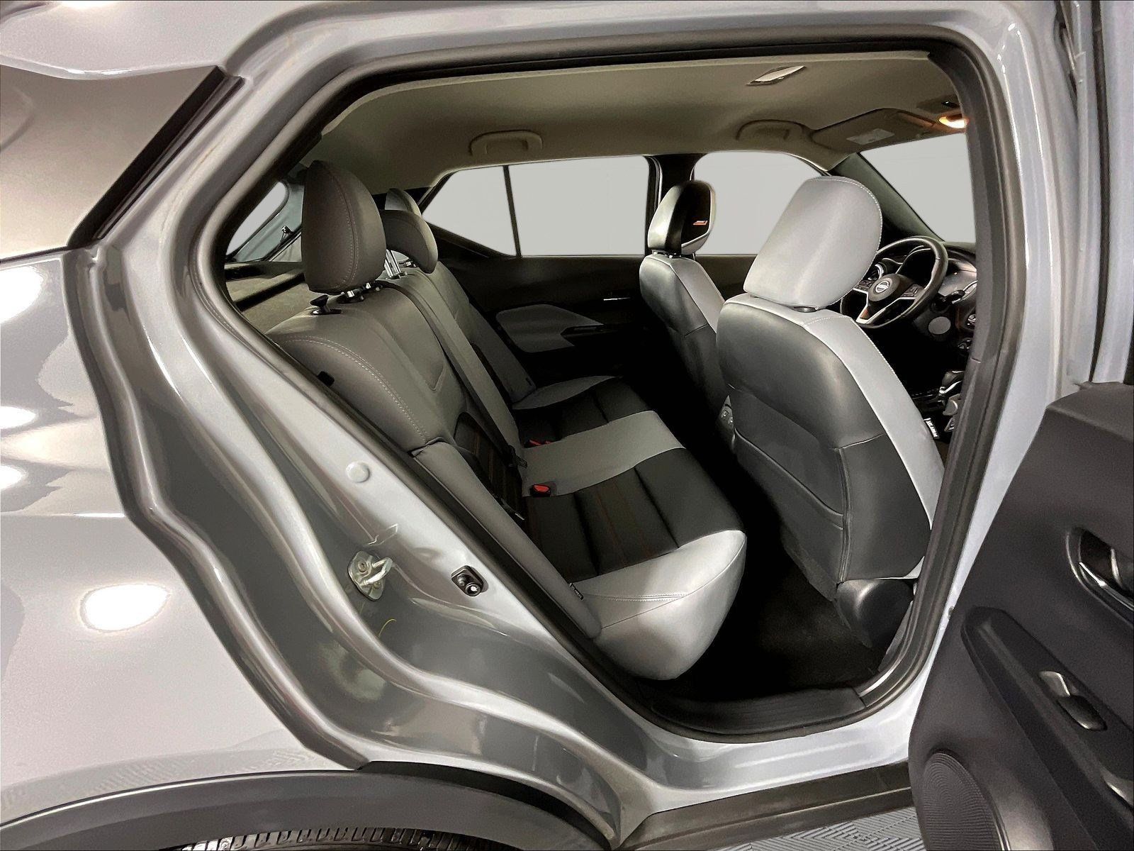 Used 2024 Nissan Kicks SR w/ SR Premium Package FWD image 25