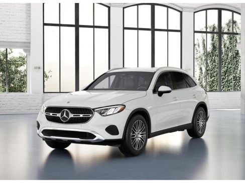 Certified 2025 Mercedes-Benz GLC 300 image 39