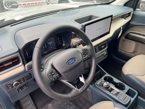 New 2026 Ford Maverick Lariat w/ 4K Tow Package AWD/4WD image 8