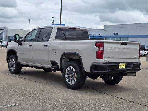New 2026 Chevrolet Silverado 2500 Custom AWD/4WD image 6