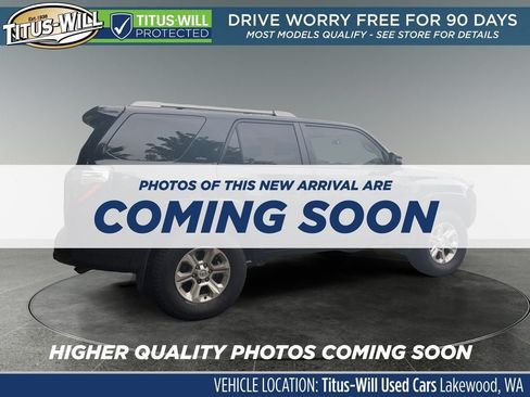 Used 2017 Toyota 4Runner SR5 Premium AWD/4WD image 3