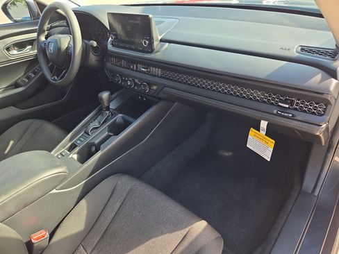 Used 2024 Honda Accord EX image 32