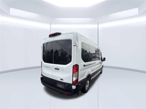 Used 2024 Ford Transit 350 XLT RWD image 3