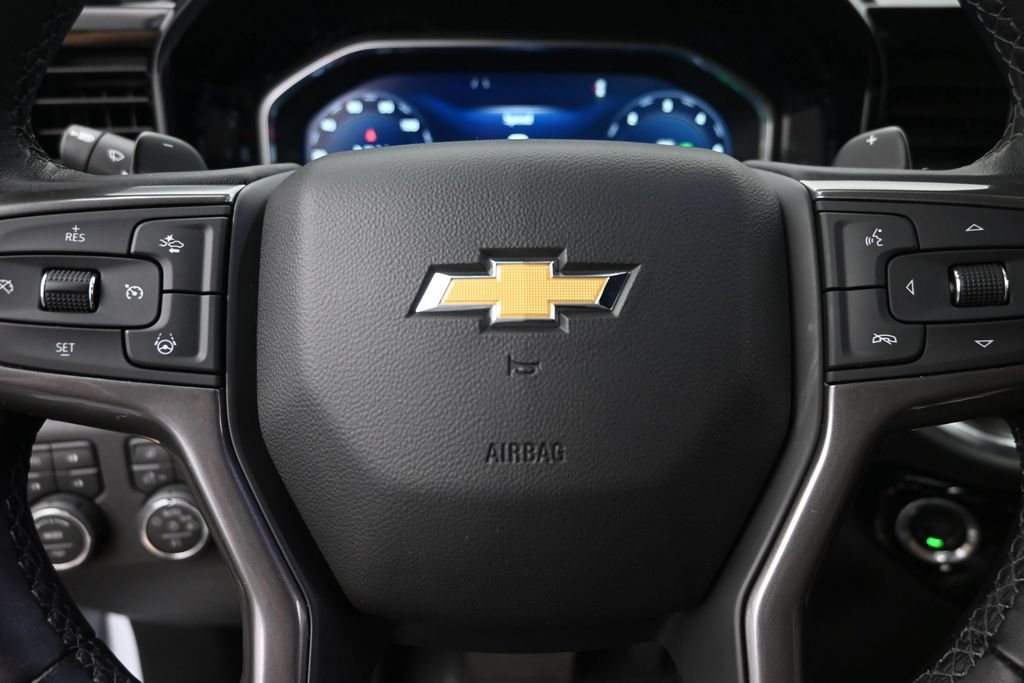 Used 2026 Chevrolet Silverado 1500 High Country AWD/4WD image 17