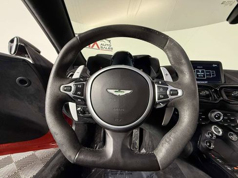 Used 2020 Aston Martin V8 Vantage Coupe image 26