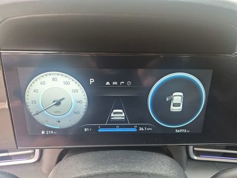 Used 2024 Hyundai Elantra SEL FWD image 19
