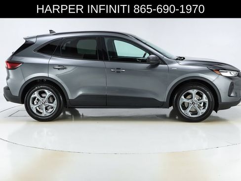 Used 2025 Ford Escape ST-Line FWD image 11