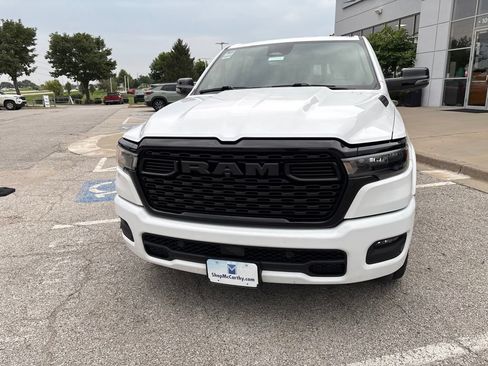 Used 2025 RAM 1500 Big Horn AWD/4WD image 10