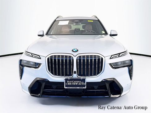 Certified 2024 BMW X7 xDrive40i AWD/4WD image 2