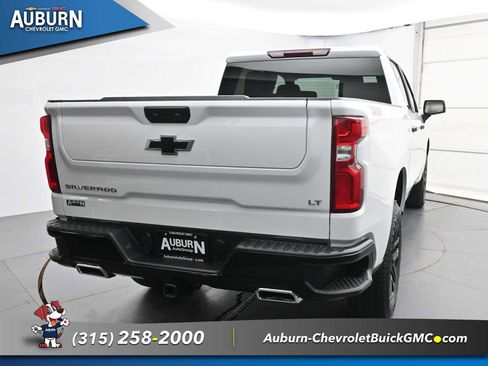 Used 2025 Chevrolet Silverado 1500 LT Trail Boss AWD/4WD image 15