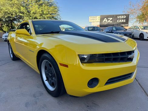 Used 2013 Chevrolet Camaro LS RWD image 4
