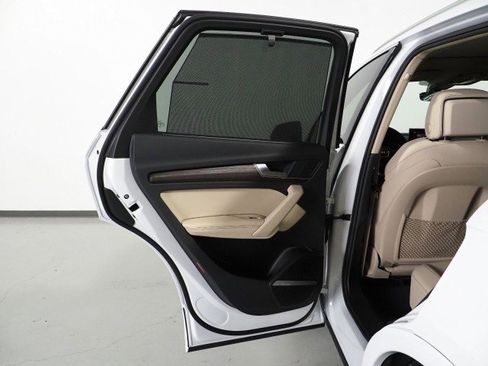 Used 2024 Audi Q5 Premium Plus w/ Premium Plus Package image 59