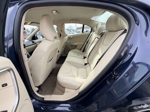 Used 2012 Volvo S60 T5 w/ Climate Pkg image 41