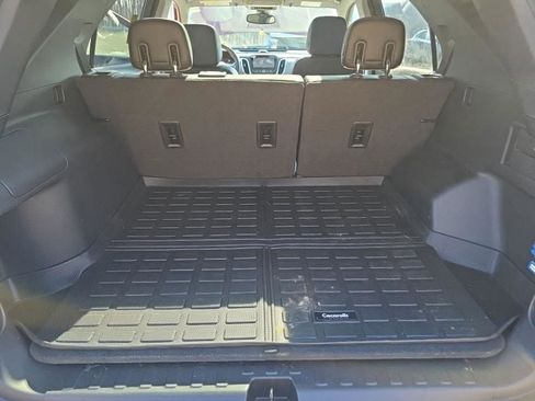 Used 2018 Chevrolet Equinox Premier image 11