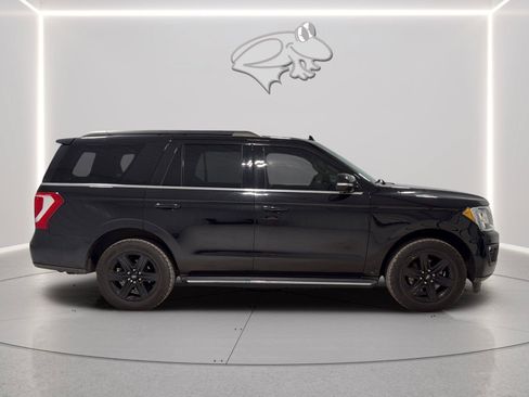 Used 2020 Ford Expedition XLT w/ Equipment Group 202A AWD/4WD image 6