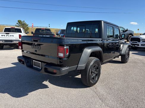 New 2026 Jeep Gladiator Sport image 6