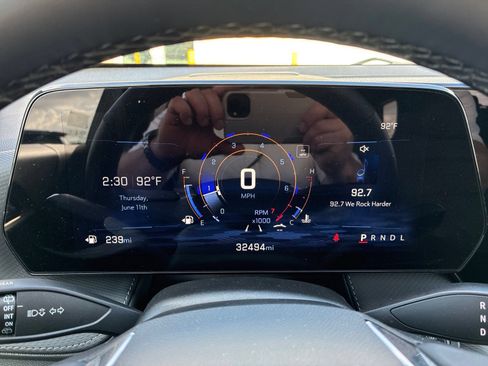 Used 2025 Chevrolet Equinox LT FWD image 21