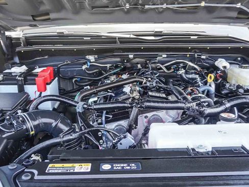 Used 2025 Toyota 4Runner SR5 RWD image 30
