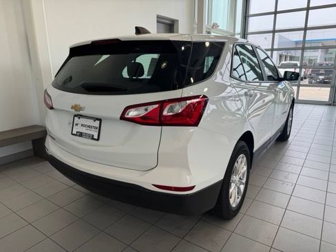 Used 2020 Chevrolet Equinox LS FWD image 39