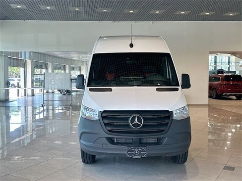 New 2024 Mercedes-Benz Sprinter 3500 image 2
