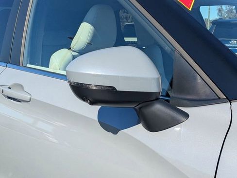 New 2026 Mitsubishi Outlander SE FWD image 11