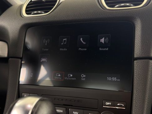 Certified 2025 Porsche 718 Cayman RWD image 18