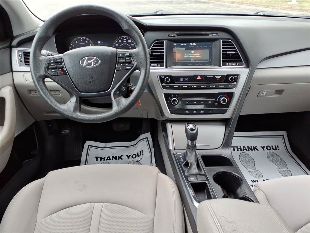 Used 2016 Hyundai Sonata SE FWD image 9