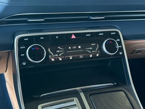 Used 2023 Genesis GV80 2.5T w/ Advanced Package image 21