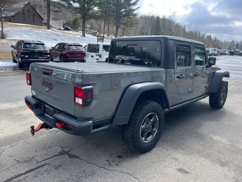Used 2023 Jeep Gladiator Rubicon w/ Cold Weather Group AWD/4WD image 5