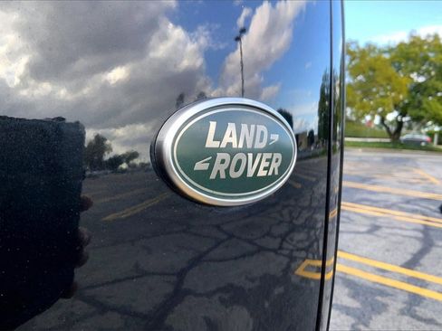 Used 2023 Land Rover Range Rover SE image 11