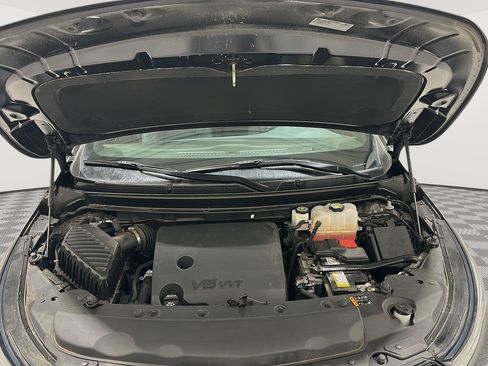 Used 2023 Buick Enclave Essence w/ Experience Buick Package image 29