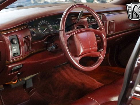 Used 1996 Buick Roadmaster Limited image 19