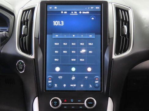 Used 2024 Ford Edge SEL w/ Convenience Package AWD/4WD image 12