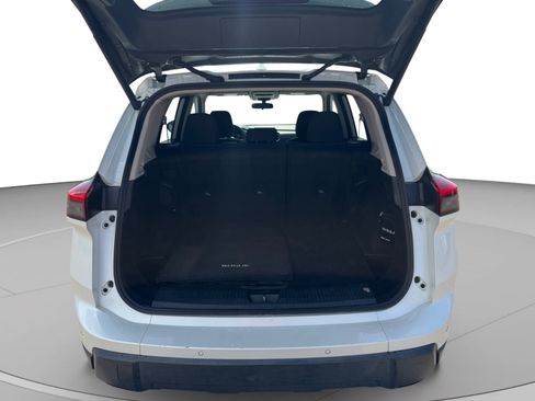 Used 2024 Nissan Rogue SV FWD image 19