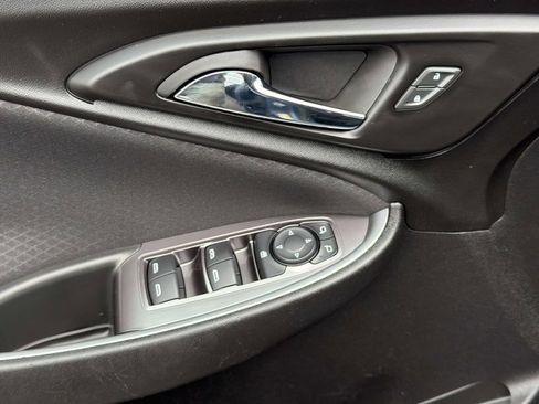 Used 2024 Chevrolet Malibu LT FWD image 20
