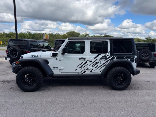 Used 2024 Jeep Wrangler Unlimited AWD/4WD image 7
