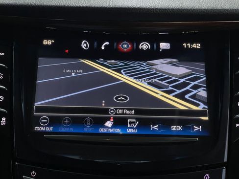 Used 2018 Cadillac Escalade Premium Luxury image 10