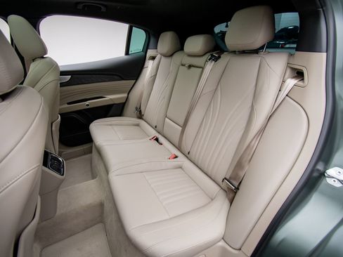 New 2026 Maserati Grecale Modena AWD/4WD image 17