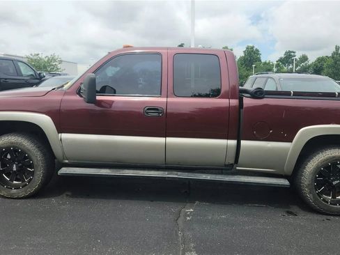 Used 2002 Chevrolet Silverado 1500 LS w/ Off-Road Pkg AWD/4WD image 5