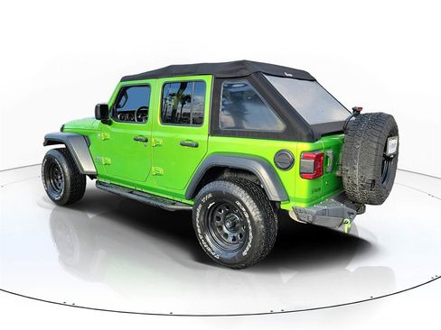 Used 2019 Jeep Wrangler Unlimited Sport S image 3