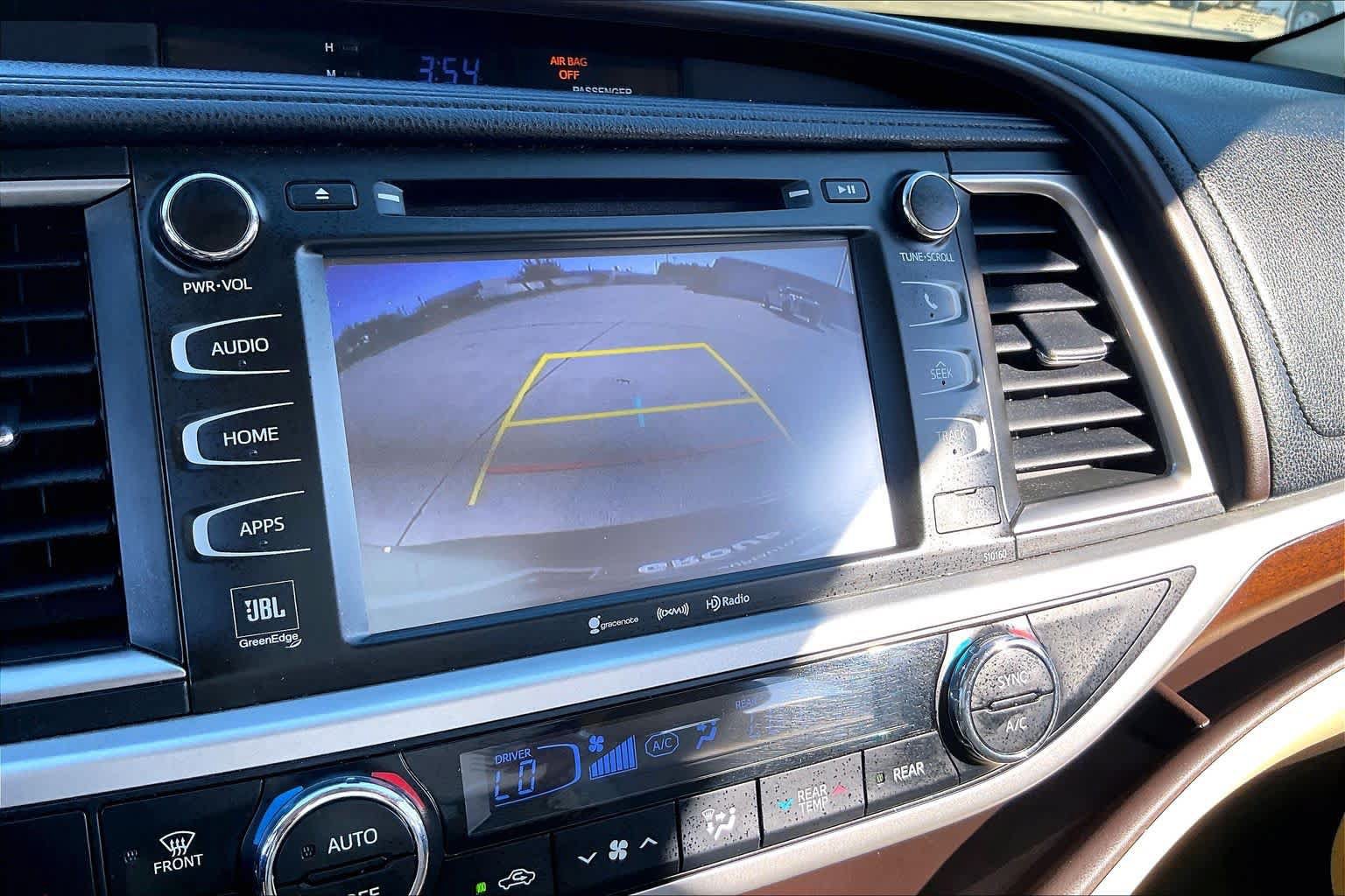 Used 2016 Toyota Highlander Limited FWD image 22